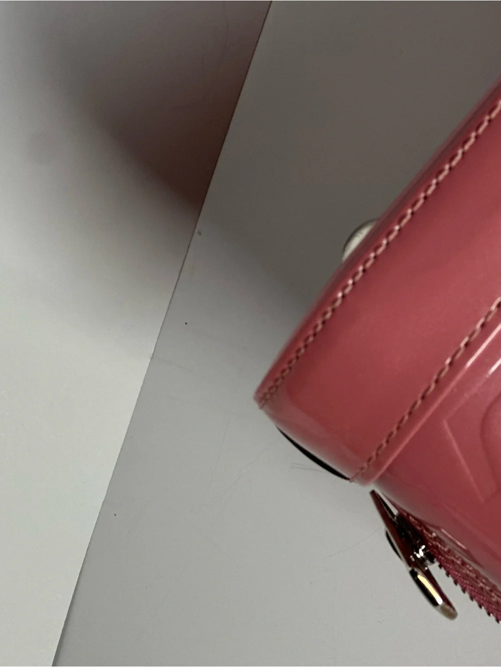 Authentic Louis Vuitton Blush Pink Vernis Alma BB Crossbody
